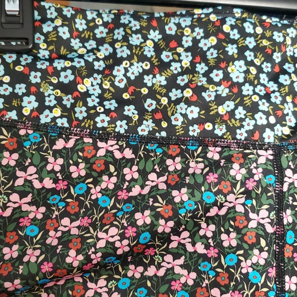 Nike One‎ Floral Patterned Activewear Mid Rise 7/8 Leggings Size 2XL